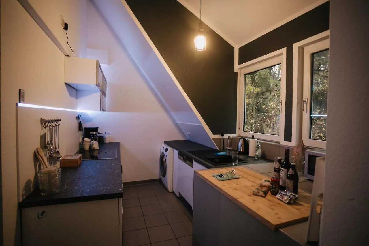 Eigenes Maisonettehaus In Idyllischer Lage Mit Balkon, Nahe Messe, 24H Self-Check In, Gratis Parken Schwabach