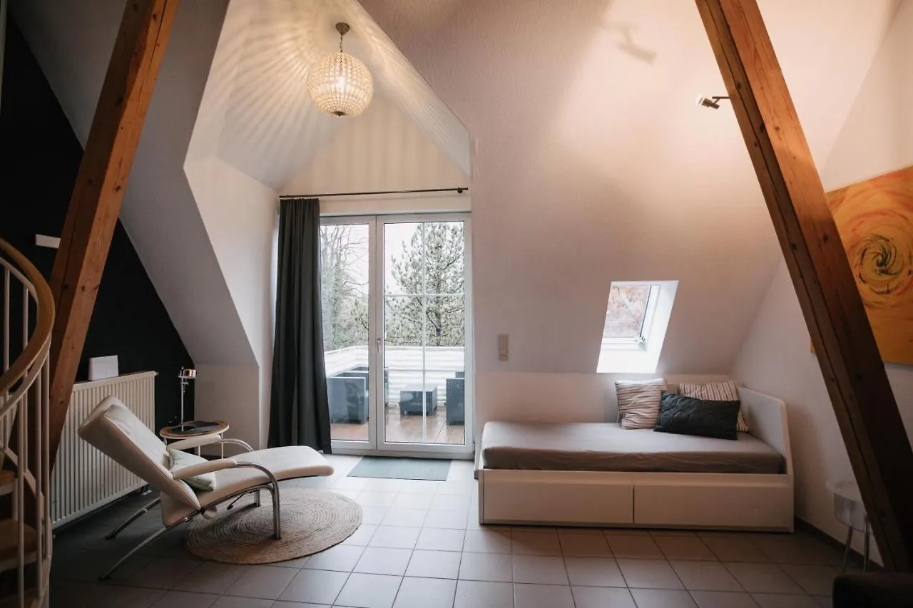 Eigenes Maisonettehaus In Idyllischer Lage Mit Balkon, Nahe Messe, 24H Self-Check In, Gratis Parken Schwabach Germany