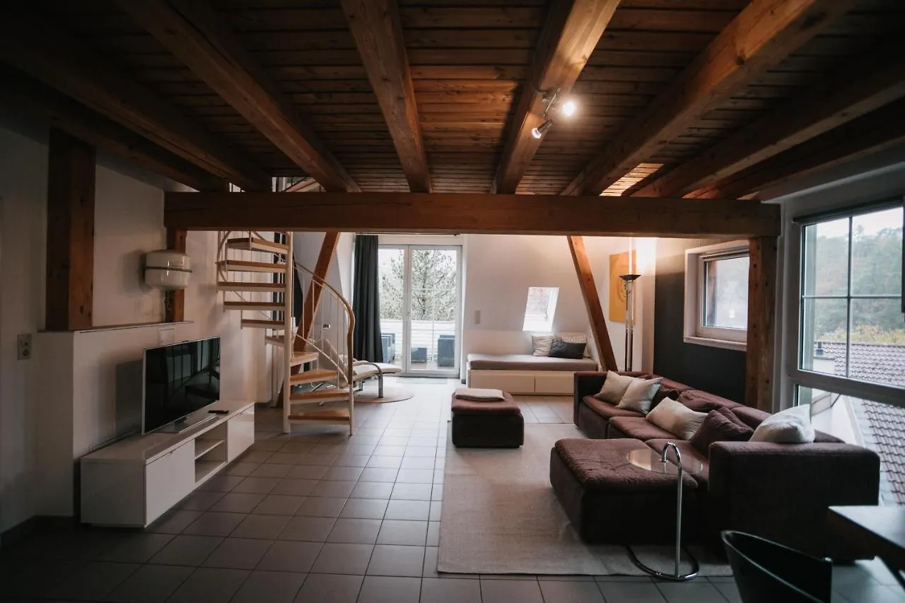Eigenes Maisonettehaus In Idyllischer Lage Mit Balkon, Nahe Messe, 24H Self-Check In, Gratis Parken Schwabach 0*,  Germany