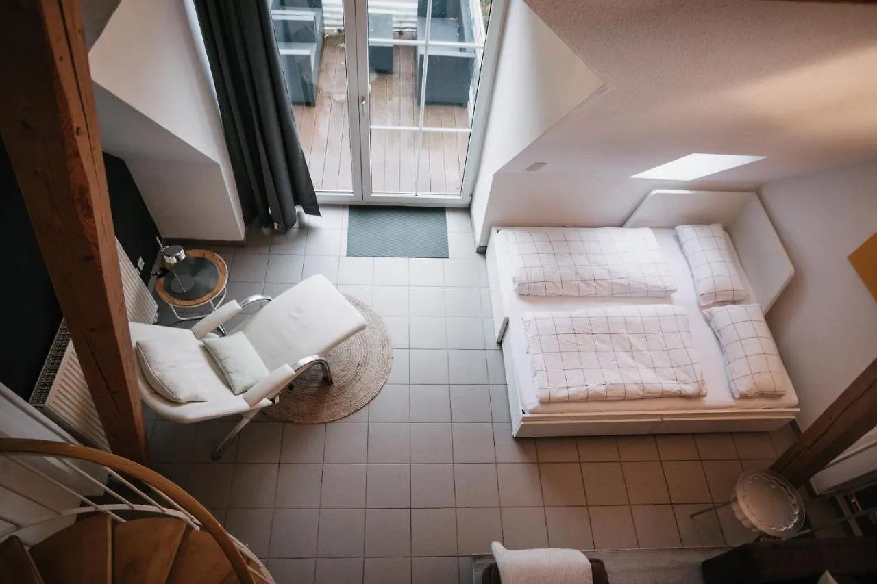 Eigenes Maisonettehaus In Idyllischer Lage Mit Balkon, Nahe Messe, 24H Self-Check In, Gratis Parken Schwabach