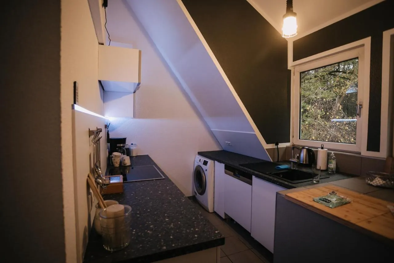 Eigenes Maisonettehaus In Idyllischer Lage Mit Balkon, Nahe Messe, 24H Self-Check In, Gratis Parken Schwabach 0*,  Germany