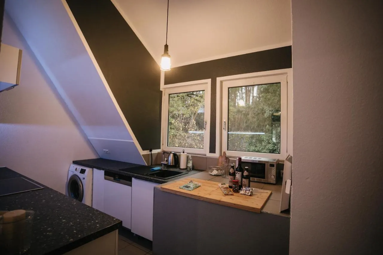 Holiday home Eigenes Maisonettehaus In Idyllischer Lage Mit Balkon, Nahe Messe, 24H Self-Check In, Gratis Parken Schwabach