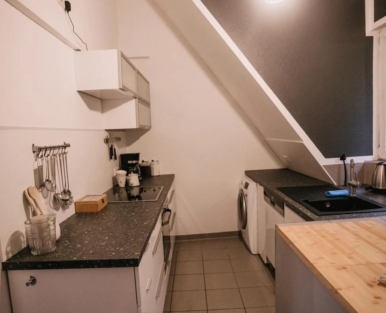 Eigenes Maisonettehaus In Idyllischer Lage Mit Balkon, Nahe Messe, 24H Self-Check In, Gratis Parken Schwabach 0*,  Germany